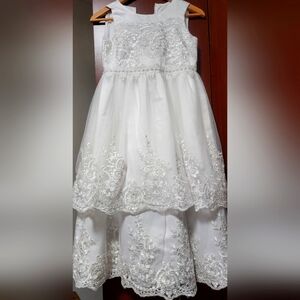 Girls lace Applique Tiered dress